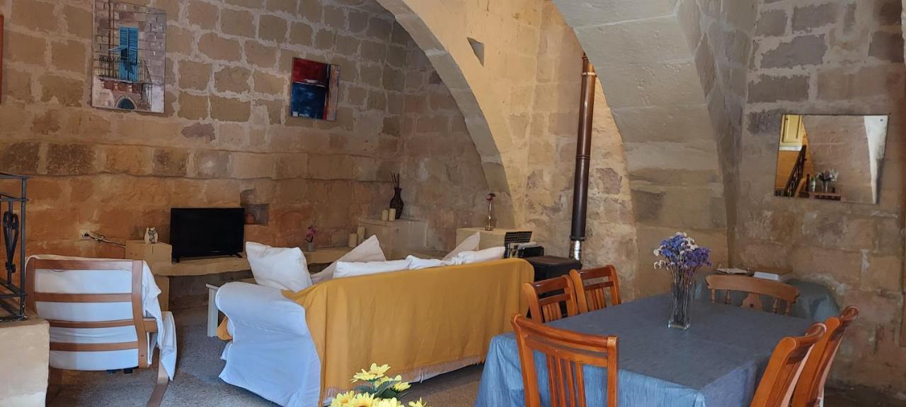 Haven Farmhouse B&B Għarb Eksteriør bilde